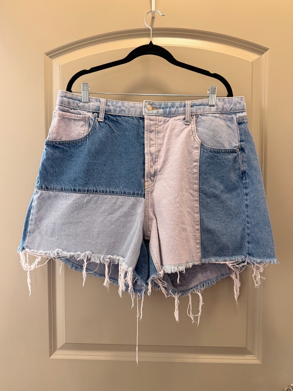 Raw Hem Patchwork Denim Shorts